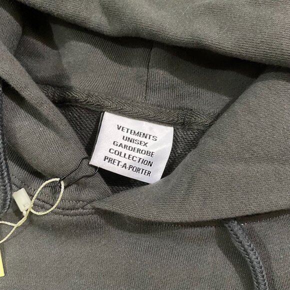 Unisex Dark Gray Vetements Hooded Sweatshirt - Picture 3 of 8